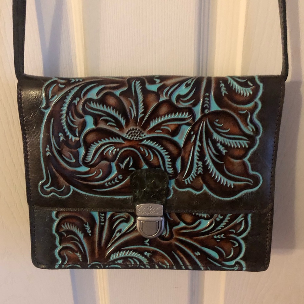 Gorgeous Patricia Nash Crossbody, like new!!